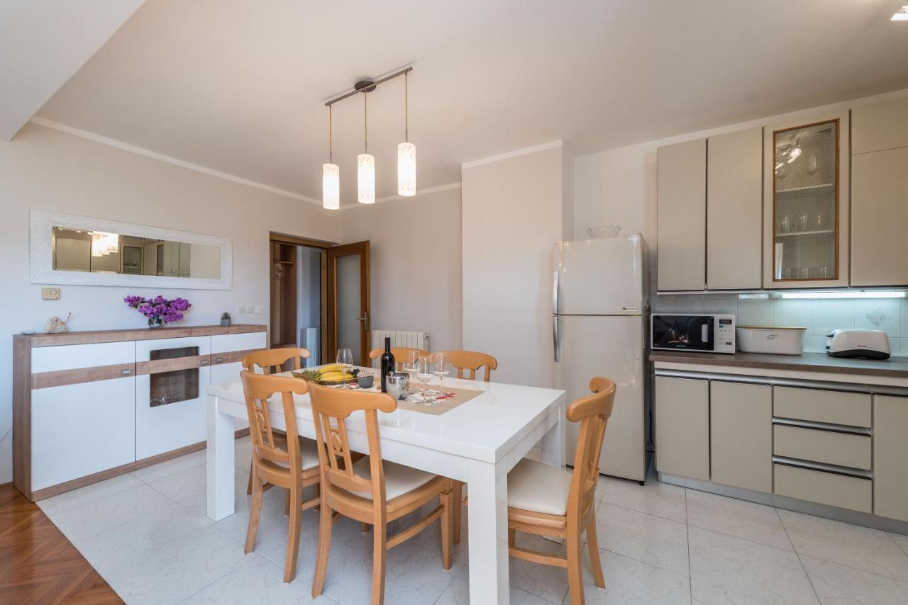 Stedi Apartment Lukoran Esterno foto