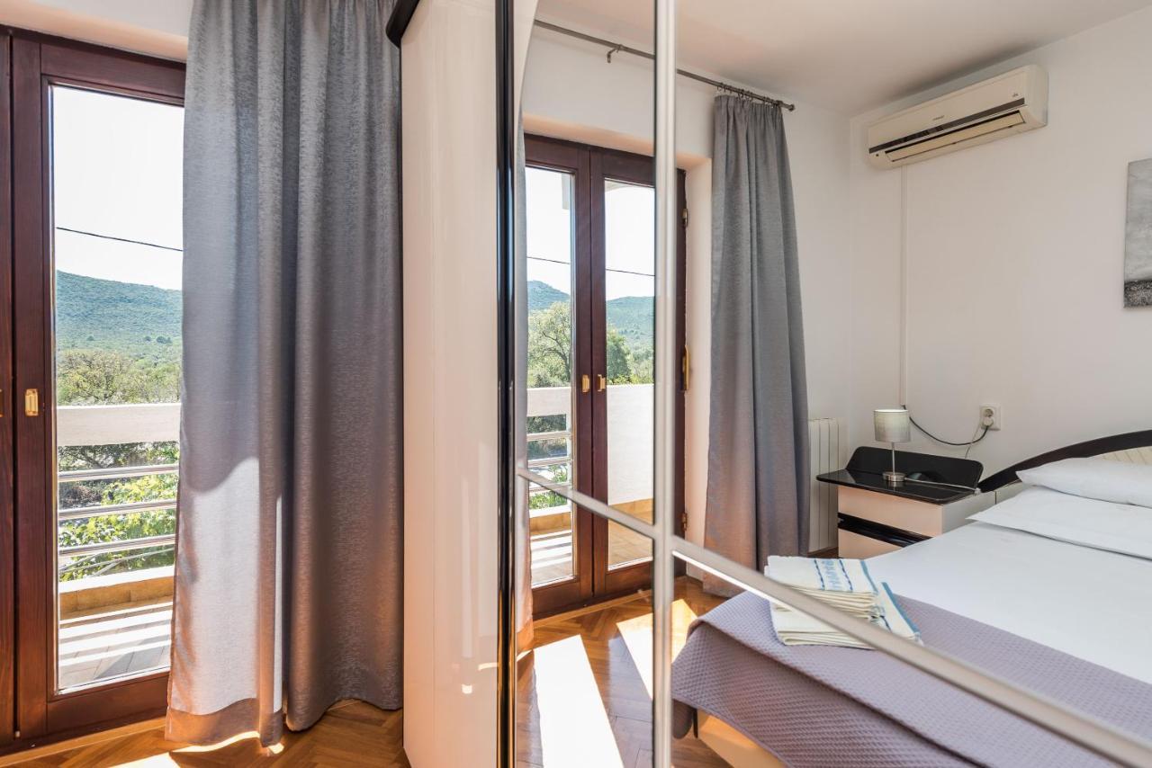 Stedi Apartment Lukoran Esterno foto