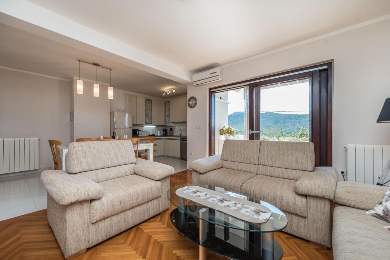 Stedi Apartment Lukoran Esterno foto