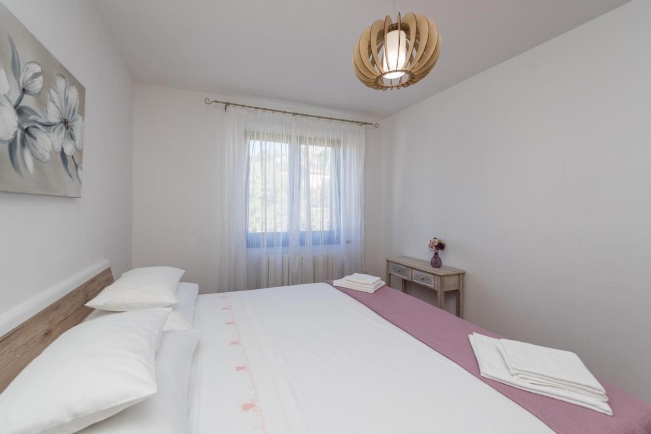 Stedi Apartment Lukoran Esterno foto